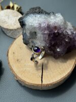 Безрозмірна каблучка з аметистом. - Зображення 3