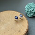 Сережки з сапфіром.