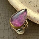 Каблучка з аметистом.